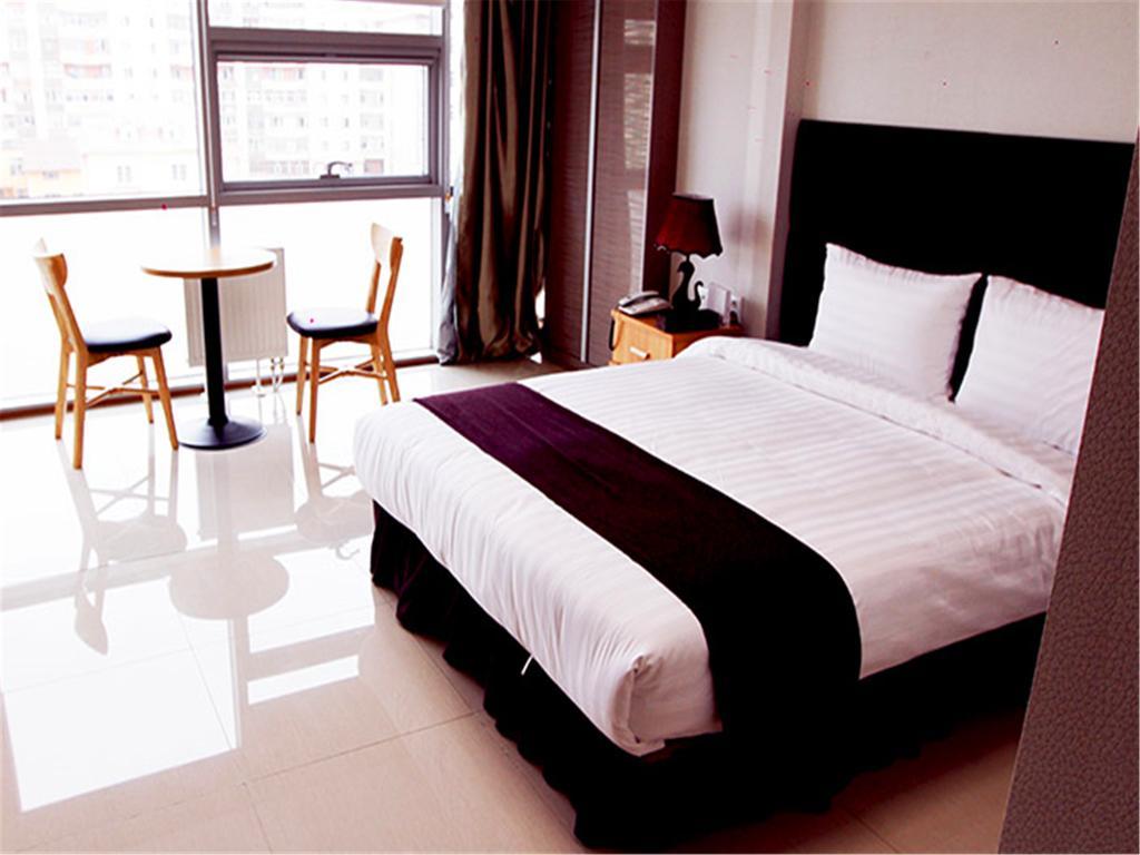 J Hotel Ulaanbaatar Esterno foto