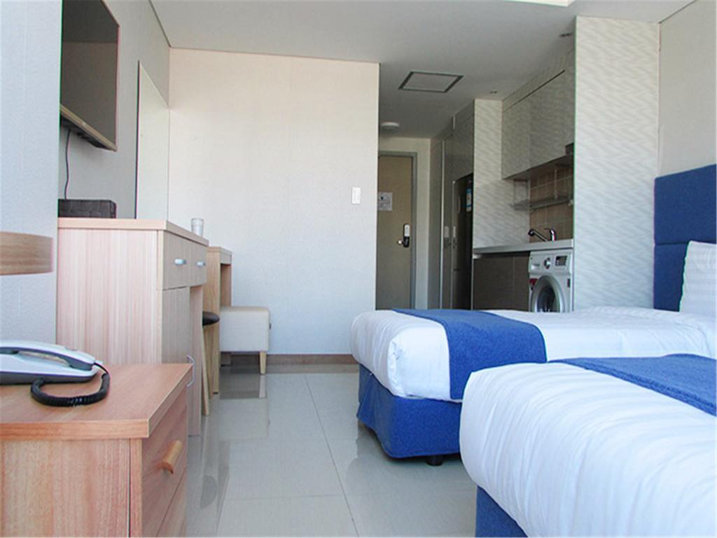 J Hotel Ulaanbaatar Esterno foto