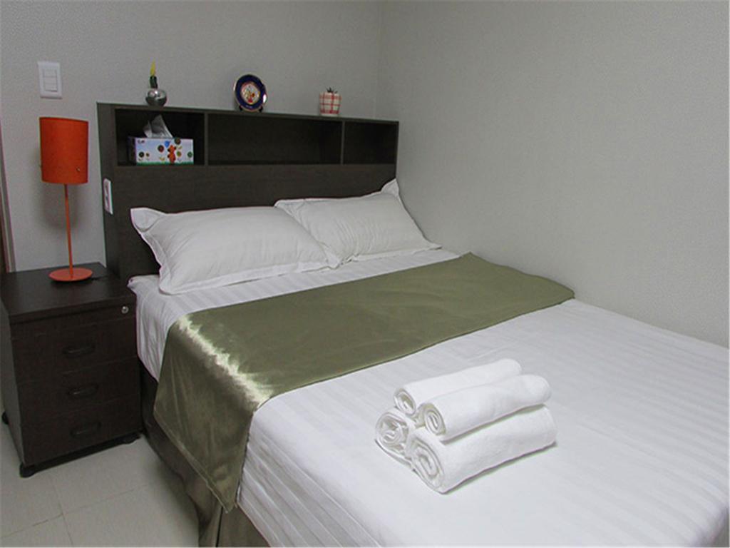 J Hotel Ulaanbaatar Esterno foto