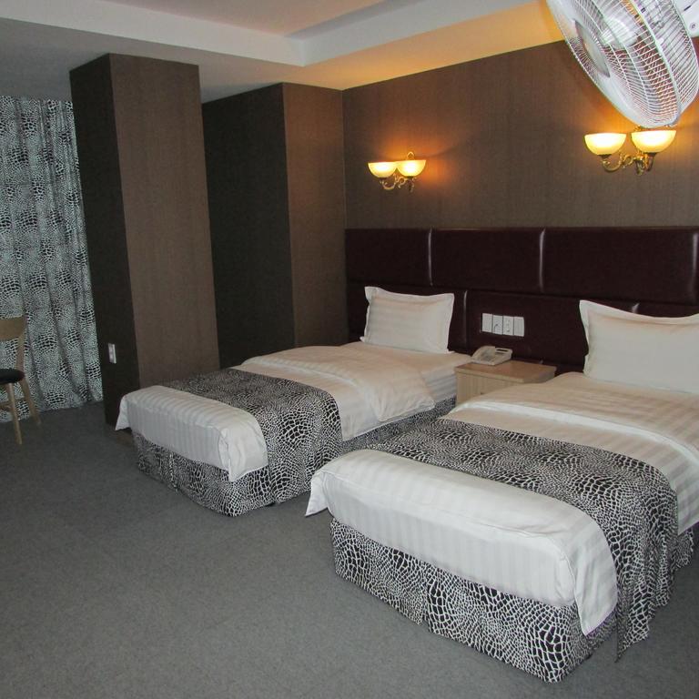 J Hotel Ulaanbaatar Esterno foto